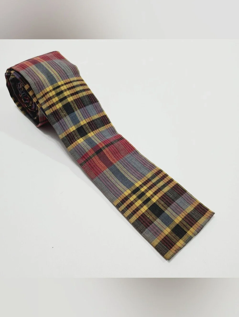 Tucker Men's Vintage Neck Tie Multicolor Tartan Pattern Square Ends 52x2